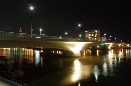 柳都大橋